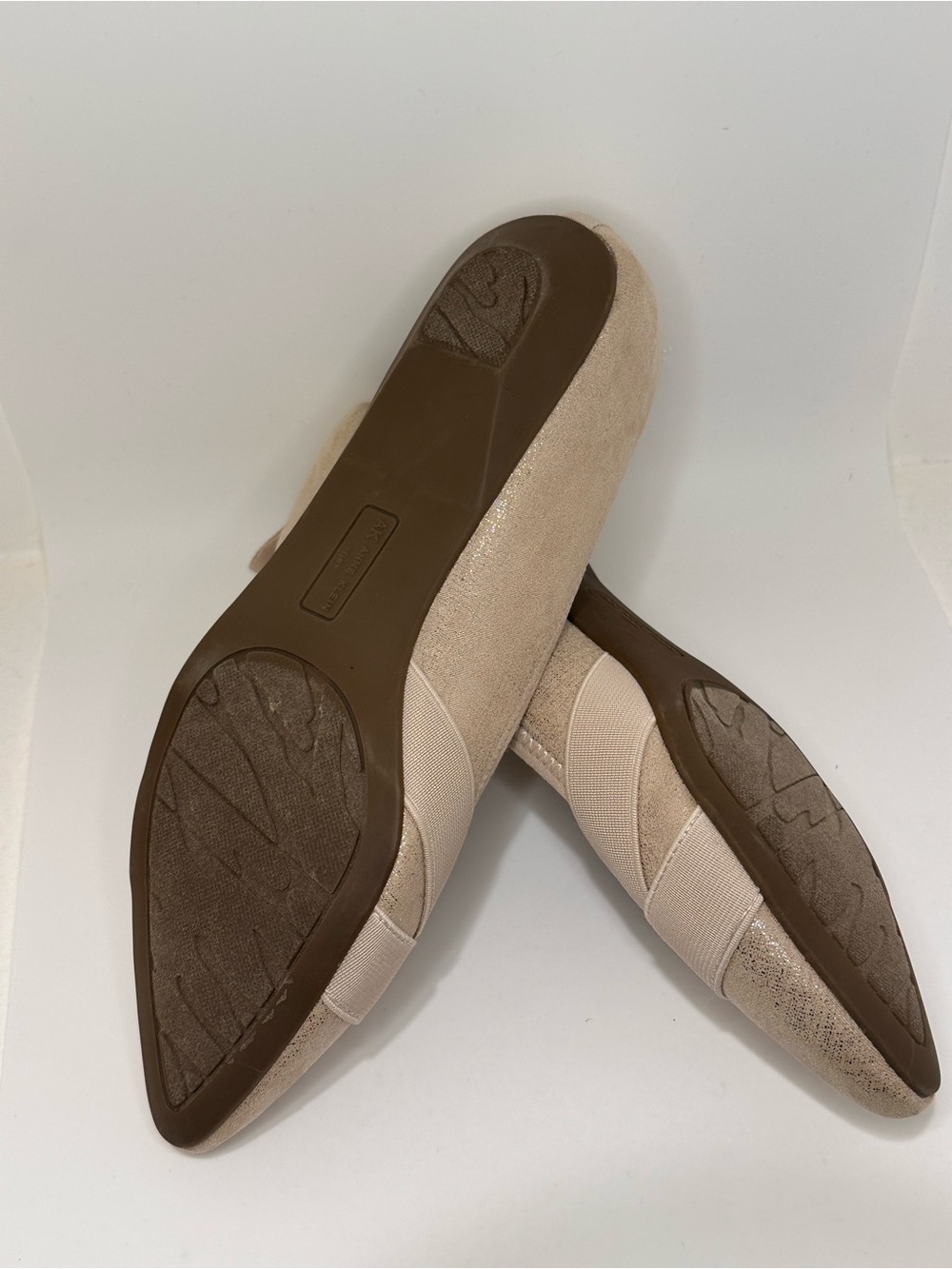 Anne Klein Women's Beige Pointed-Toe Flats - Picture 3 of 7